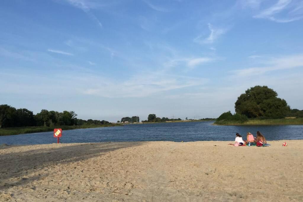 Nordsee Ferienwohnung Fuer 2 Personen 쉴리그 외부 사진